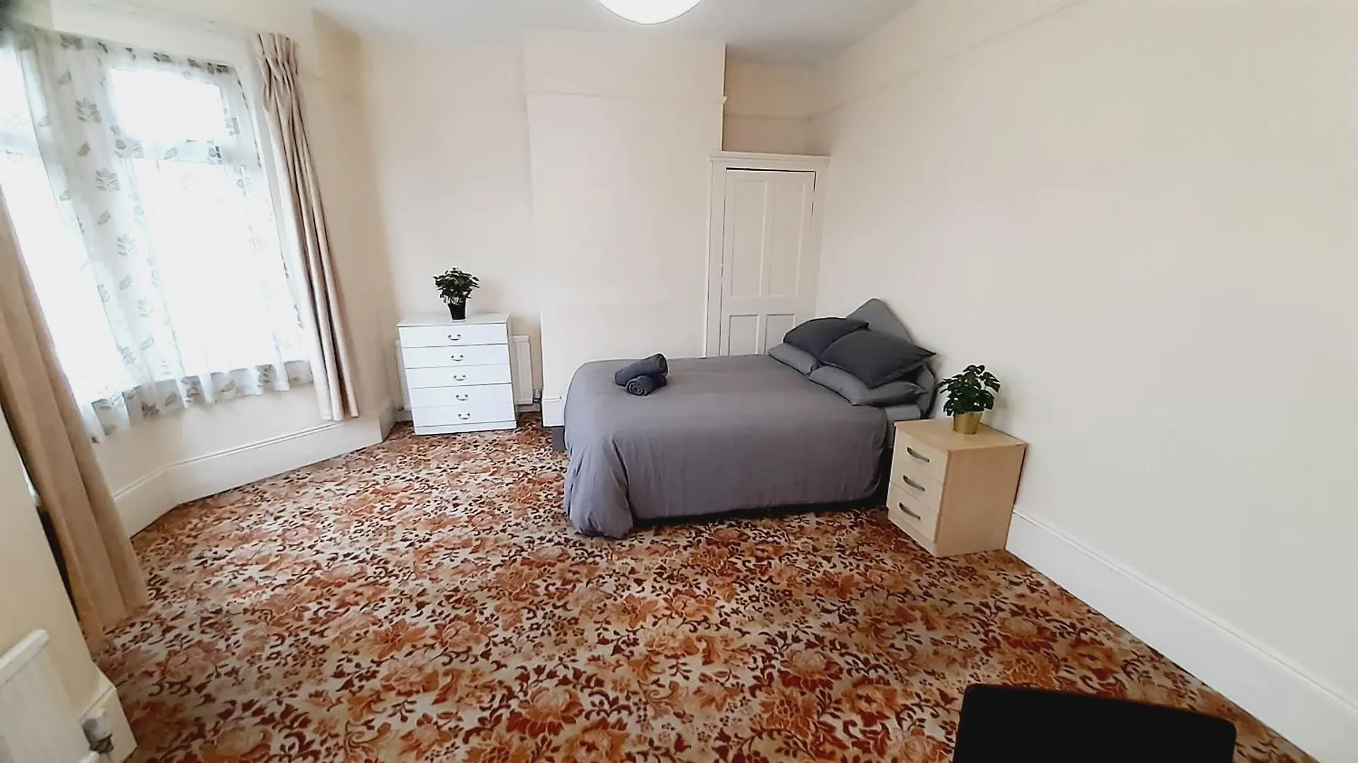 Ubytování v soukromí Apartmán Shared House E11 Londýn